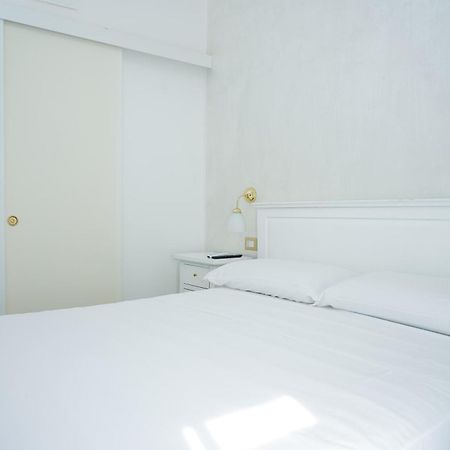 La Casa In Centro Hotel Salerno Exterior photo